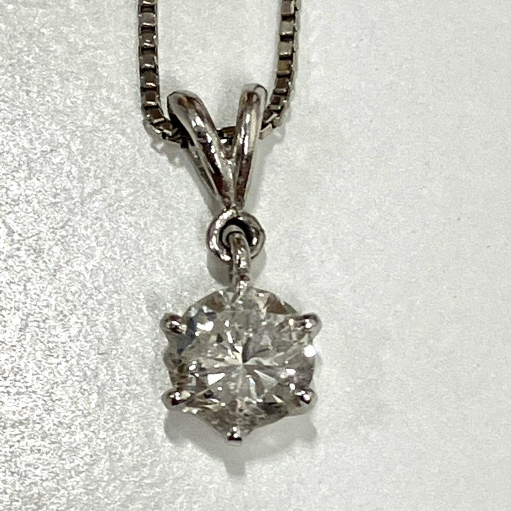 Pt850　0.52ctダイヤモンド付きネックレス
